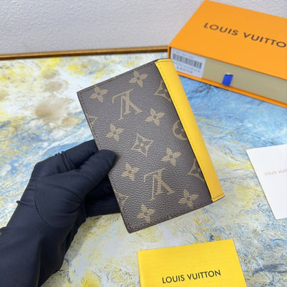 Color Pop Monogram Passport Cover - Bloom